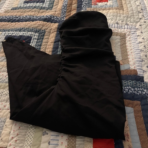 Dress - Picture 5 of 5